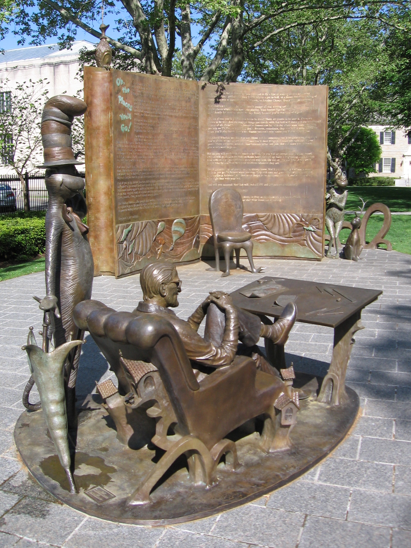 Bibliophile S Corner Special Feature Sculpture Dr Seuss